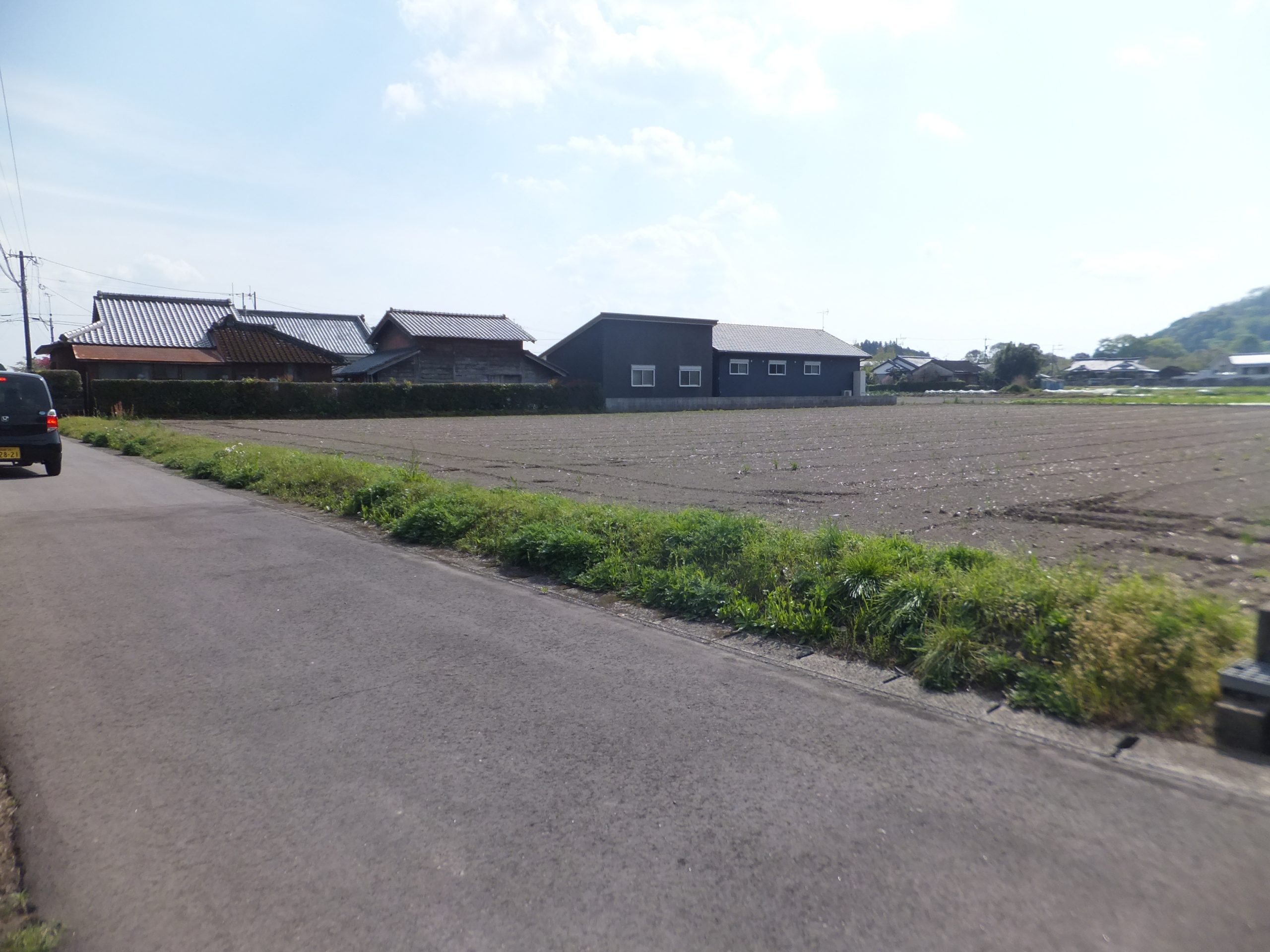 売土地 横市町622.56坪 623万 宅地、福祉事業施設用地など向き