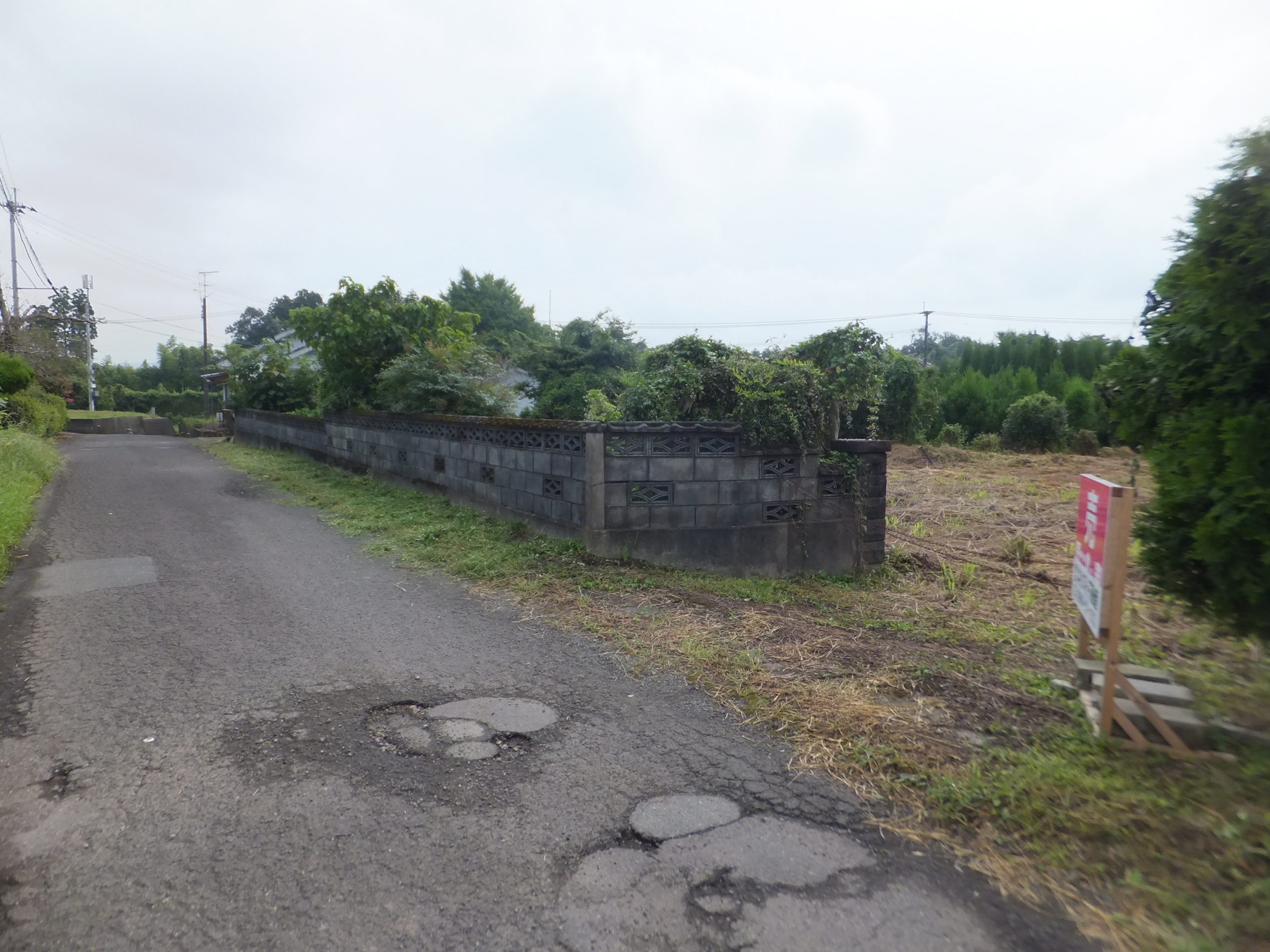 【都城市丸谷町】広々322坪!のんびり暮らす建築条件なし 売土地
