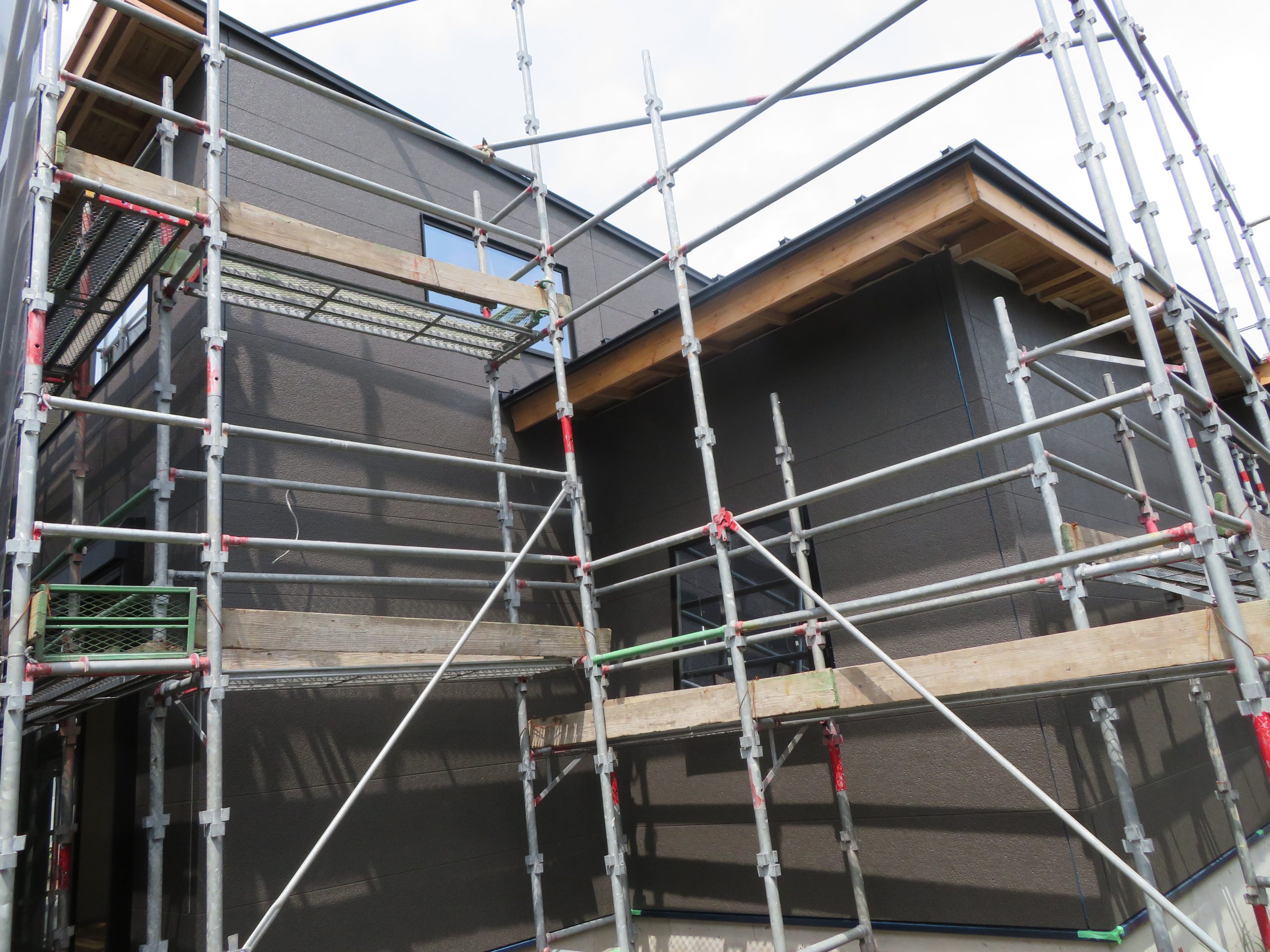 高城町　新築建売住宅　3LDK　2300万円(予定）足場が取れました！