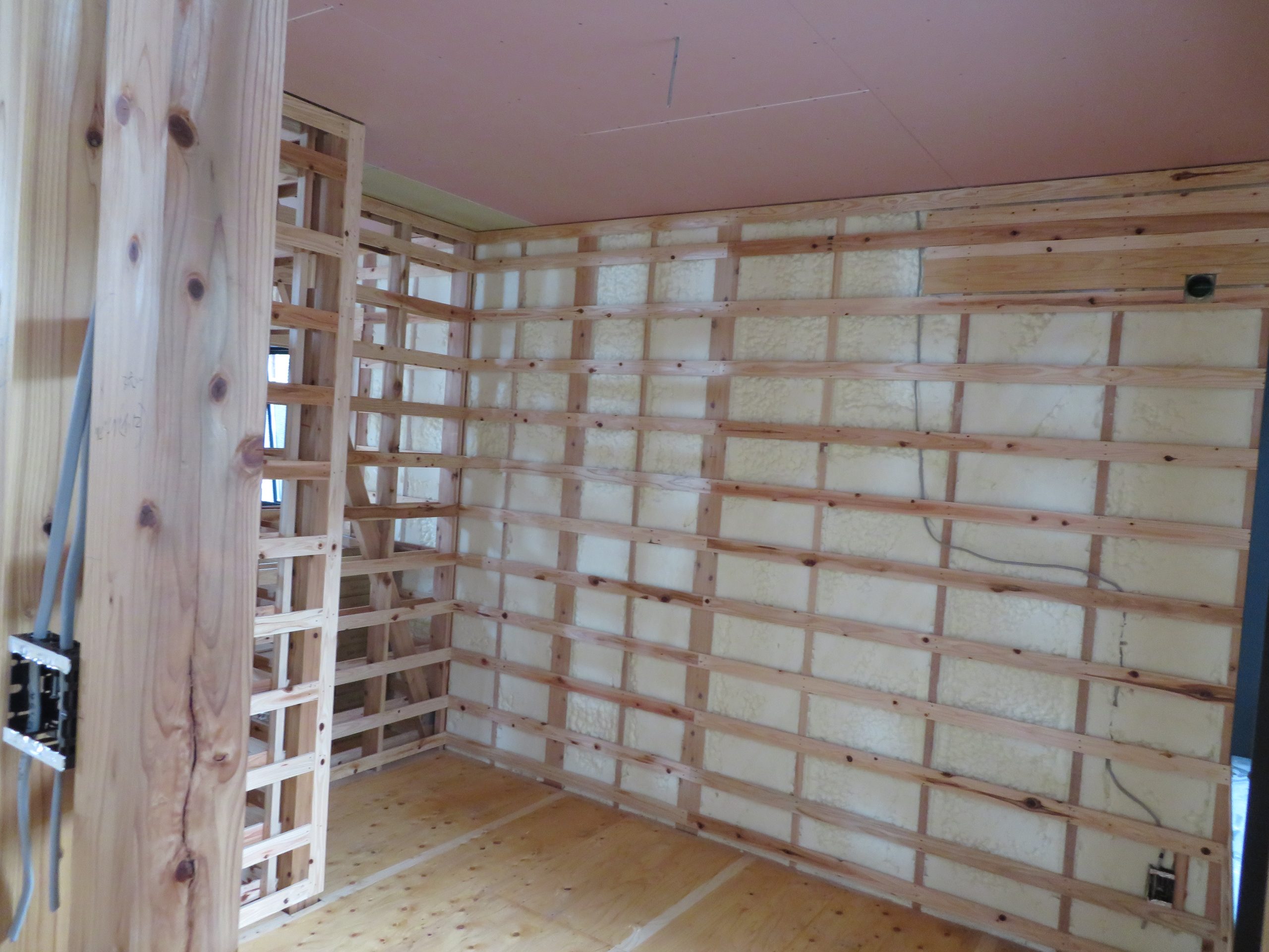 高城町　新築建売住宅　3LDK　2300万円(予定）足場が取れました！